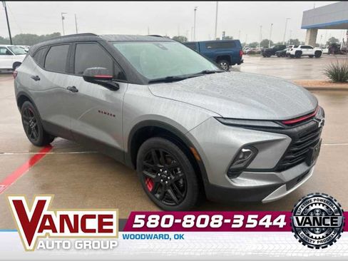 Used 2023 Chevrolet Blazer LT w/ Convenience Package FWD image 1