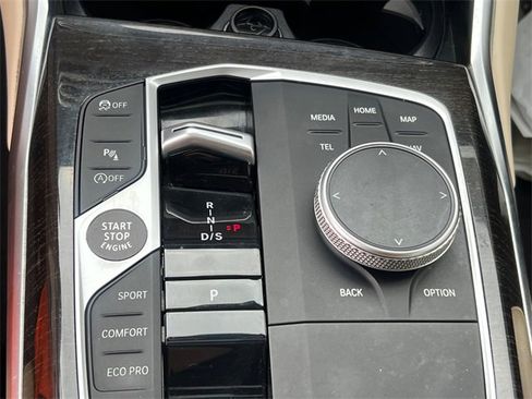 Used 2023 BMW 330i Sedan w/ M Sport Package image 31