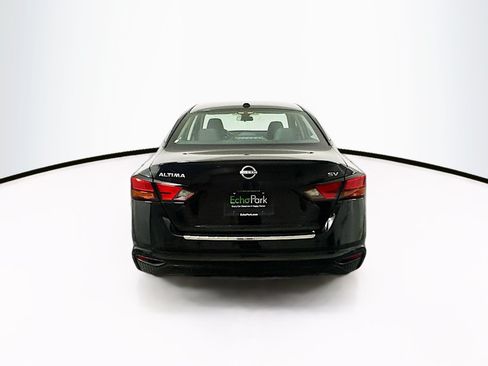Used 2023 Nissan Altima 2.5 SV FWD image 7