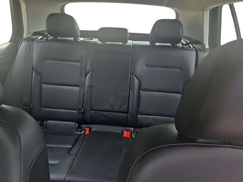 Used 2018 Volkswagen e-Golf SEL FWD image 22