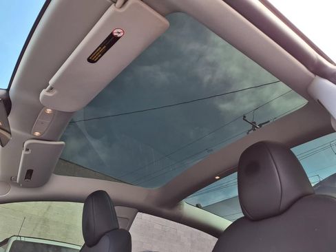 Used 2023 Tesla Model 3 Standard Range RWD image 12