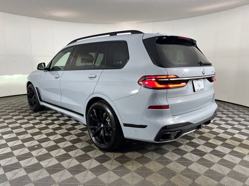 Used 2023 BMW X7 xDrive40i w/ Executive Package AWD/4WD image 22