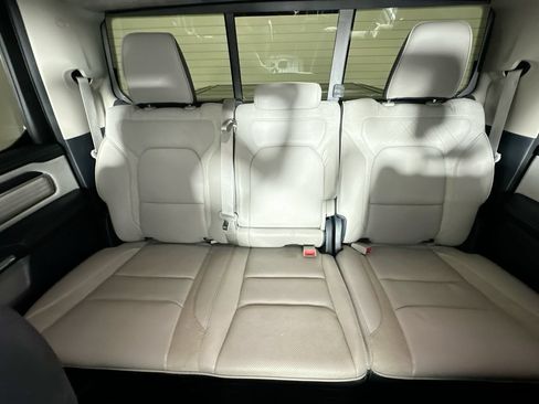 Used 2022 RAM 1500 Limited AWD/4WD image 13