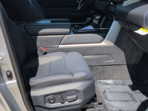 New 2026 Toyota Tundra Platinum AWD/4WD image 29