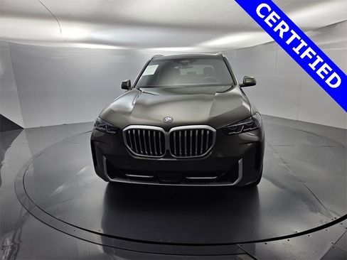 Certified 2026 BMW X5 xDrive50e image 4
