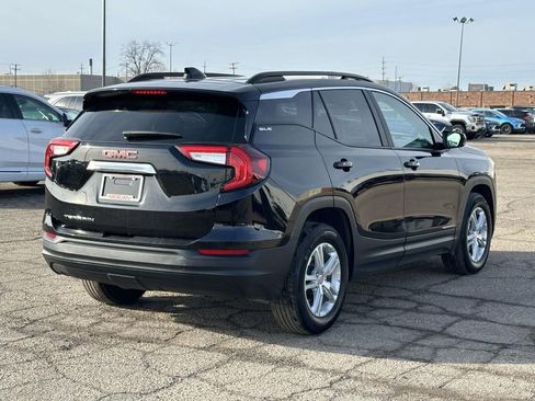 Certified 2023 GMC Terrain SLE w/ Driver Convenience Package image 4