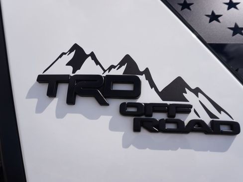 Used 2024 Toyota 4Runner TRD Off-Road image 30