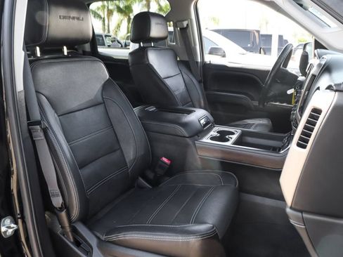 Used 2017 GMC Sierra 1500 Denali AWD/4WD image 37