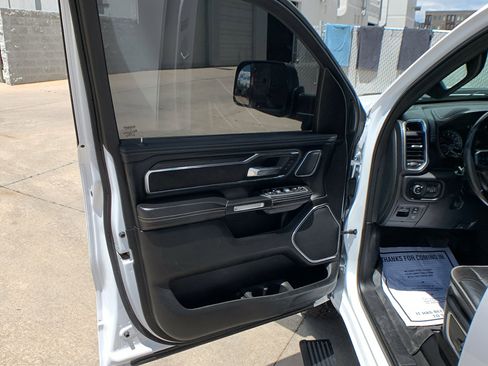 Used 2023 RAM 1500 Laramie AWD/4WD image 9