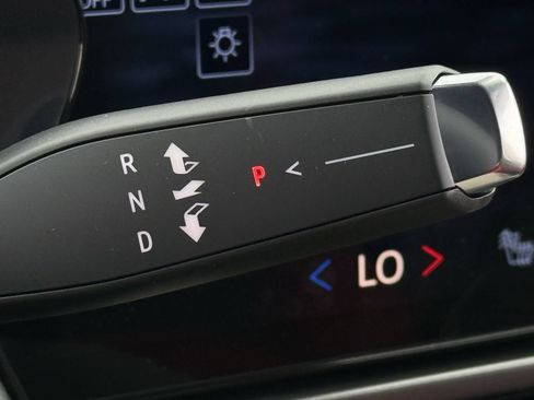 New 2026 Chevrolet Equinox EV RS FWD image 19