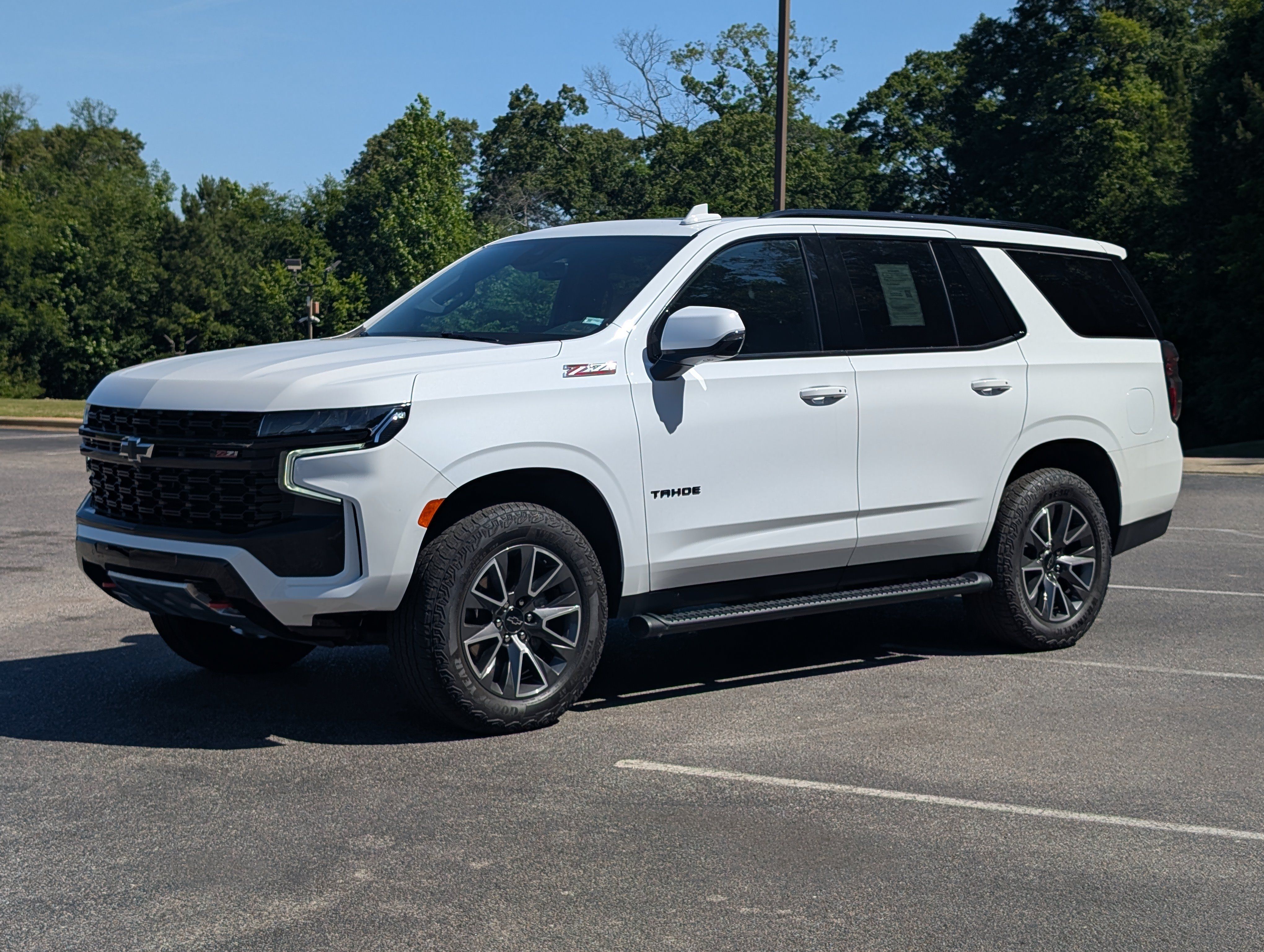 Used 2024 Chevrolet Tahoe Z71 w/ Z71 Off-Road Package AWD/4WD image 5