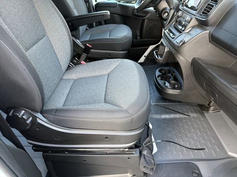 Used 2025 RAM ProMaster 2500 image 14