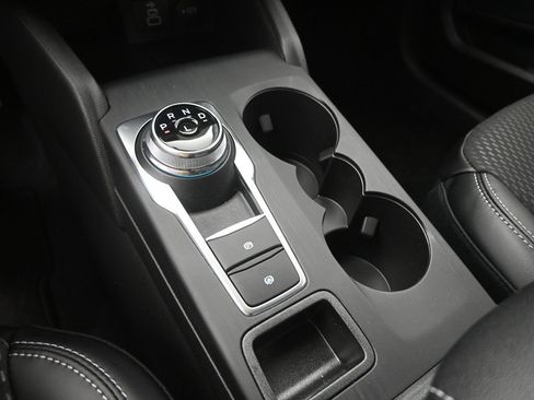 New 2025 Ford Escape SE image 30