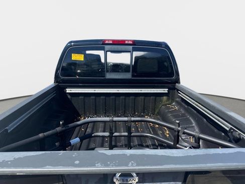 Certified 2016 Nissan Frontier SV w/ SV Value Truck Package image 15