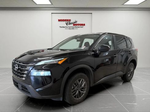 Used 2024 Nissan Rogue S AWD/4WD image 3