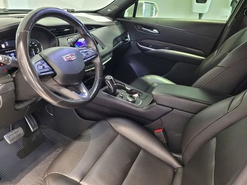 Used 2019 Cadillac XT4 Sport w/ Cold Weather Package image 11