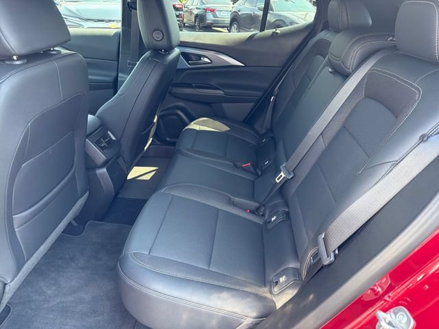 Certified 2024 Chevrolet Equinox EV LT FWD image 21