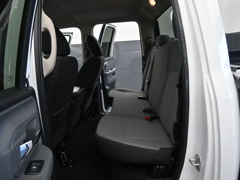 Used 2024 RAM 1500 Classic SLT image 15