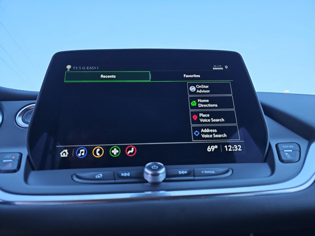 Used 2025 Chevrolet Blazer LT FWD image 21