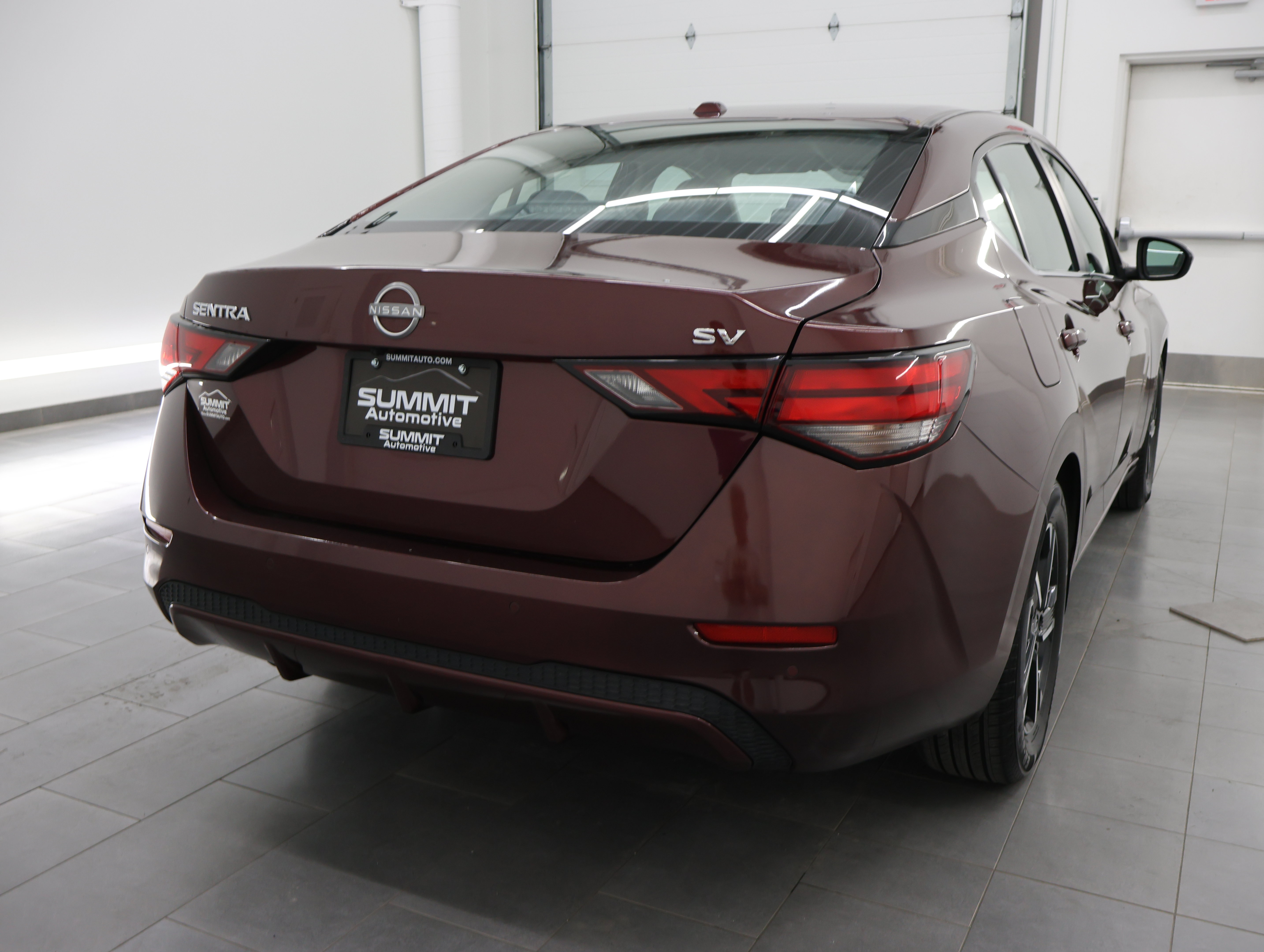 Used 2024 Nissan Sentra SV FWD image 5
