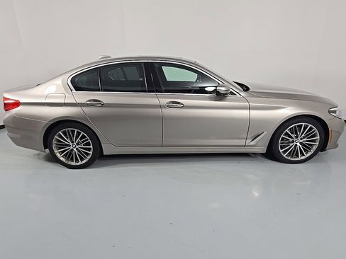 Used 2018 BMW 540i xDrive image 6