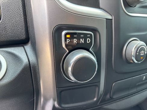 Used 2021 RAM 1500 Classic SLT RWD image 28