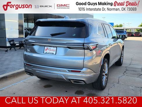 New 2026 Buick Enclave Avenir w/ Super Cruise Package FWD image 4