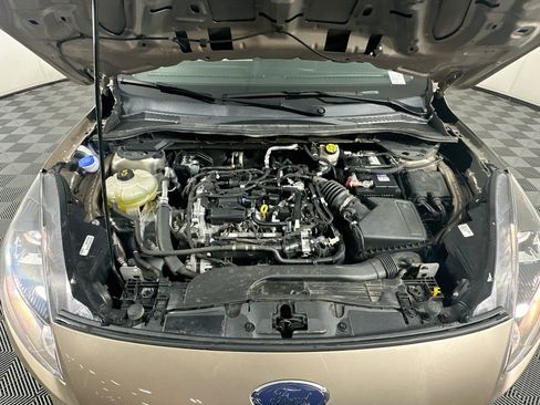 Used 2021 Ford Escape SEL w/ Technology Package FWD image 32