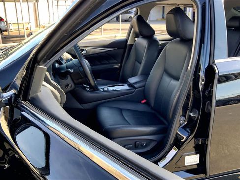 Used 2016 INFINITI Q50 Premium w/ 2.0T Premium Plus Package image 7