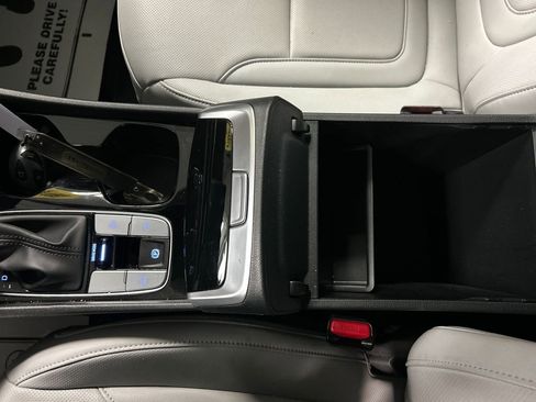 Used 2025 Hyundai Santa Cruz SEL image 19