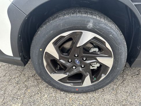 New 2025 Subaru Crosstrek 2.5i Limited w/ Popular Package #3A image 10