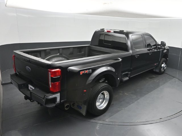 Used 2025 Ford F350 Lariat w/ Lariat Ultimate Package AWD/4WD image 42