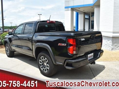 Used 2024 Chevrolet Colorado Z71 w/ Z71 Convenience Package 2 AWD/4WD image 7