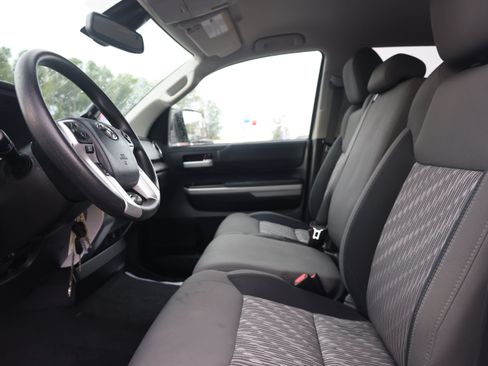 Used 2019 Toyota Tundra SR5 RWD image 21