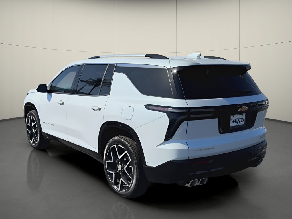 Used 2026 Chevrolet Traverse High Country FWD image 6