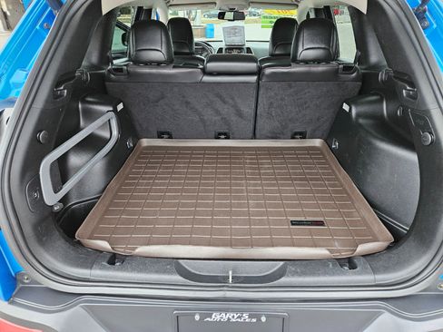 Used 2017 Jeep Cherokee Trailhawk w/ Comfort/Convenience Group image 19