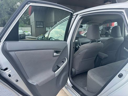 Used 2011 Toyota Prius Two FWD image 6