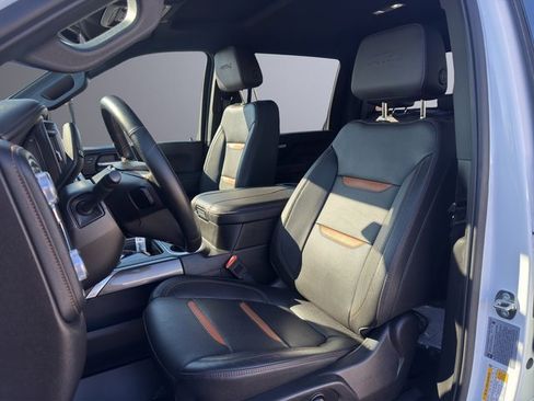 Used 2023 GMC Sierra 3500 AT4 w/ Gooseneck/5TH Wheel Package image 14