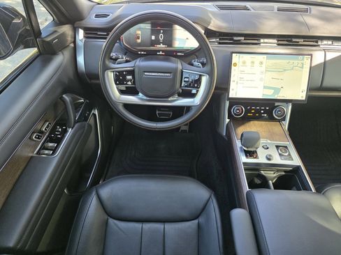 Certified 2023 Land Rover Range Rover SE image 28
