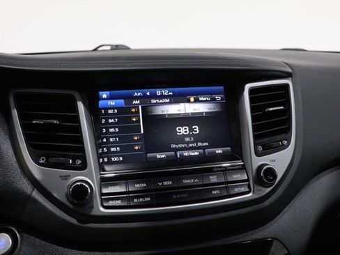 Used 2016 Hyundai Tucson Limited FWD image 25