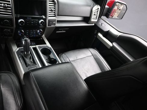 Used 2016 Ford F150 Lariat w/ Equipment Group 502A Luxury AWD/4WD image 15