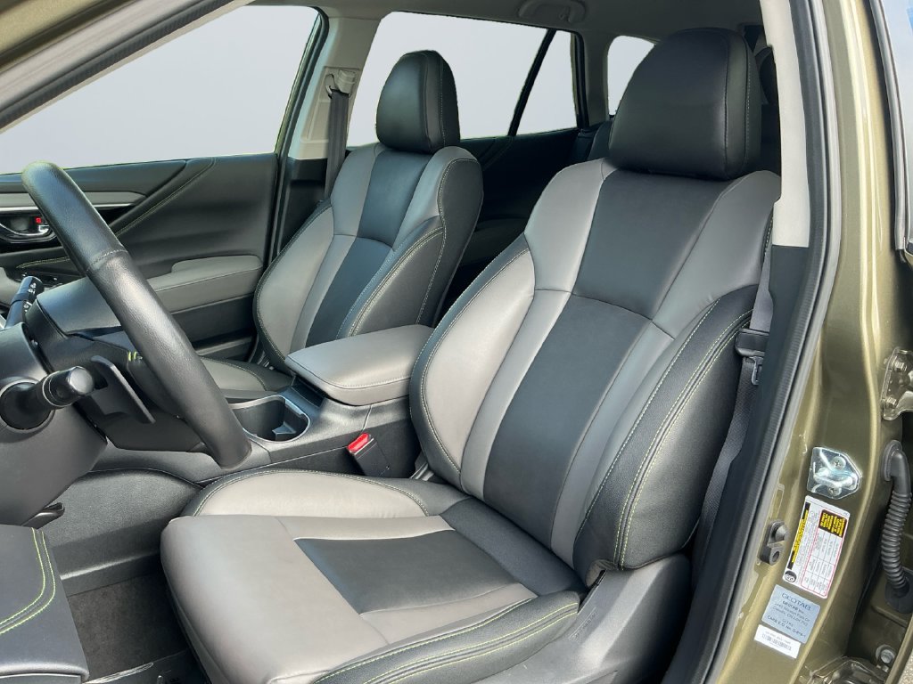 Used 2025 Subaru Outback Onyx Edition AWD/4WD image 10