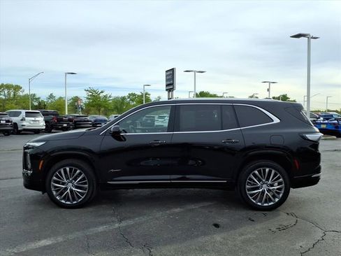 Used 2025 Buick Enclave Avenir AWD/4WD image 10
