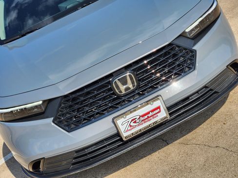 Used 2026 Honda Accord SE image 12