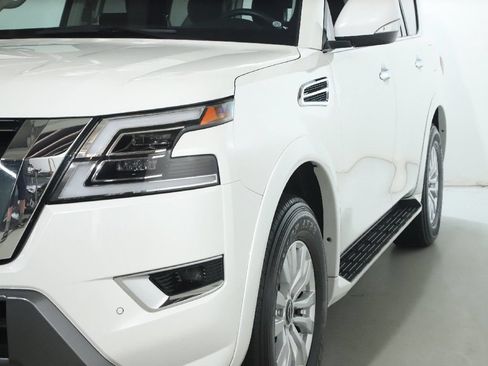 Certified 2024 Nissan Armada SV w/ Cargo Package AWD/4WD image 5