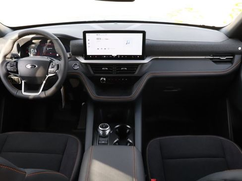 New 2026 Ford Explorer Tremor w/ Tremor Convenience Package image 12