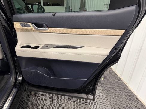 Used 2025 Hyundai Palisade Limited image 26