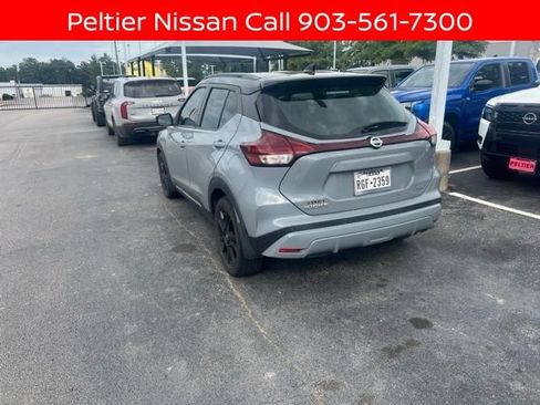 Certified 2021 Nissan Kicks SR FWD image 4