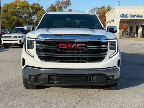 Used 2023 GMC Sierra 1500 SLT w/ SLT Premium Package image 2