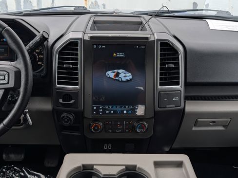 Used 2016 Ford F150 XLT w/ Equipment Group 302A Luxury RWD image 18